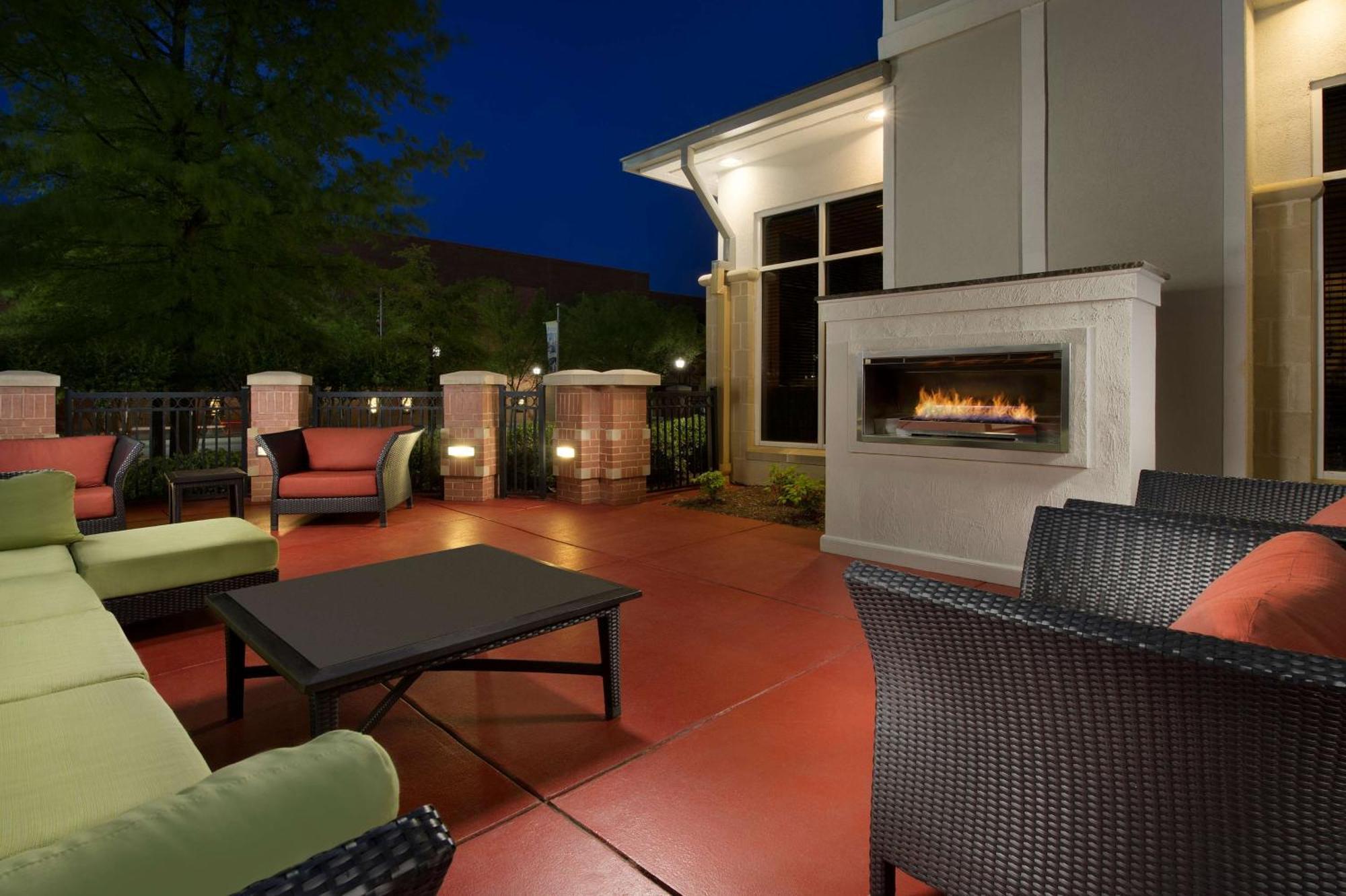 Hilton Garden Inn Chattanooga Downtown Exterior foto
